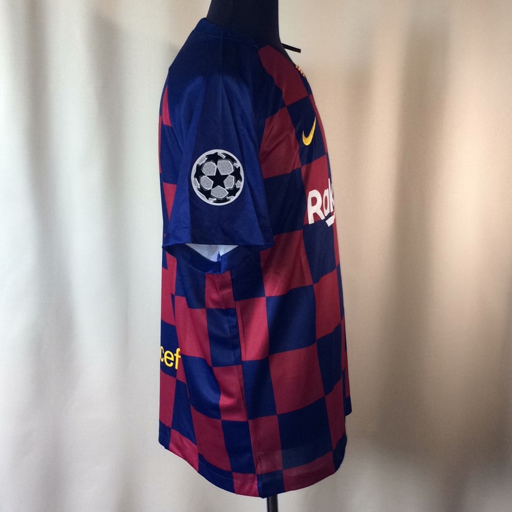 Barcelona Home Jersey-OPEN TO OFFERS!😊💵💵 - Picture 4 of 12